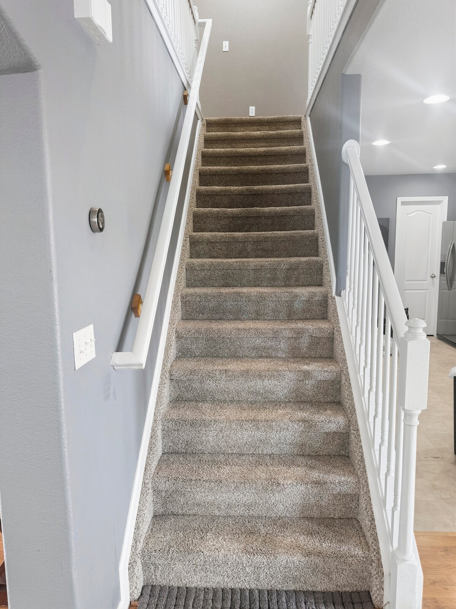 Building Photo - 2060 Pinyon Jay Dr