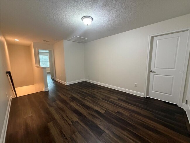 Building Photo - 14263 Damselfly Dr