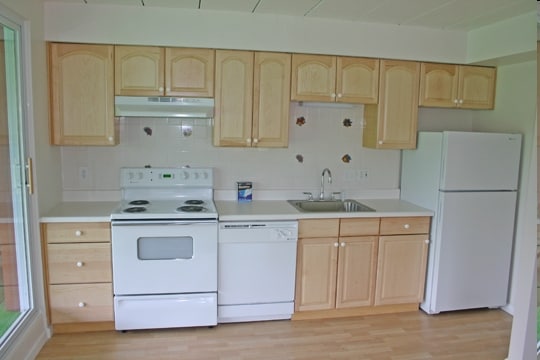 Kitchen - Alder Place Apartments
