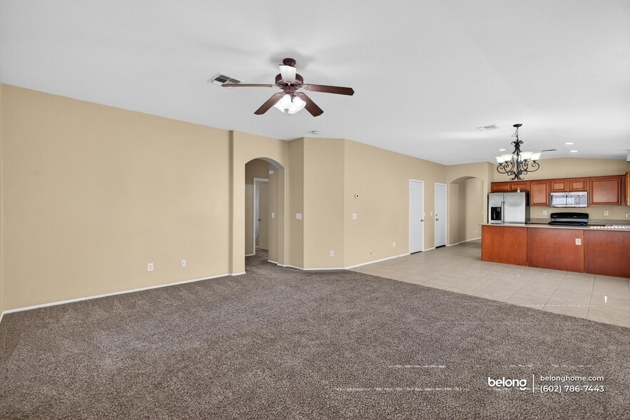 Building Photo - 5032 S Rovey Pkwy