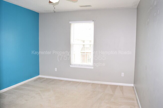 Building Photo - 3809 Peppercorn Way