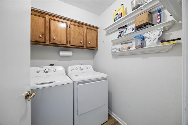 Building Photo - 12107 Burgoyne Dr