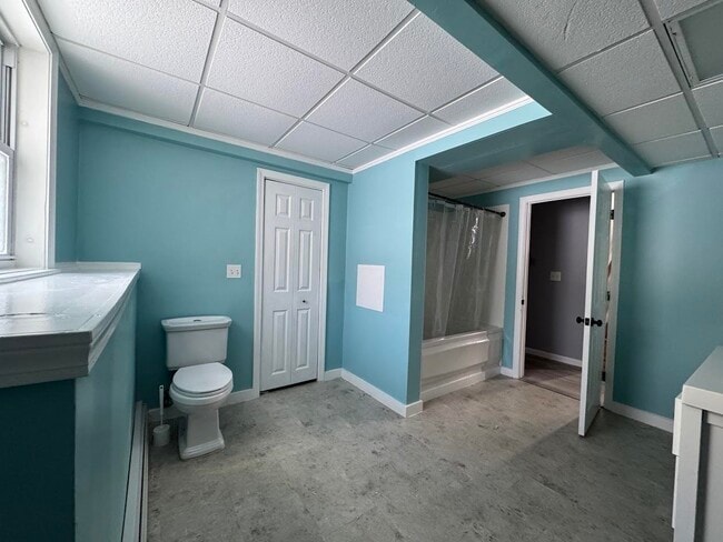 Building Photo - 240 Leda Ave