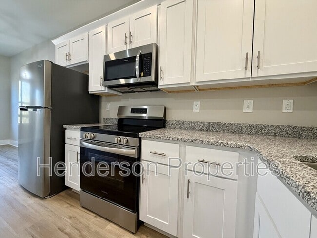 Building Photo - 75 Woodsdale Pl SE