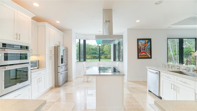 Building Photo - 6950 SW 97th Ave