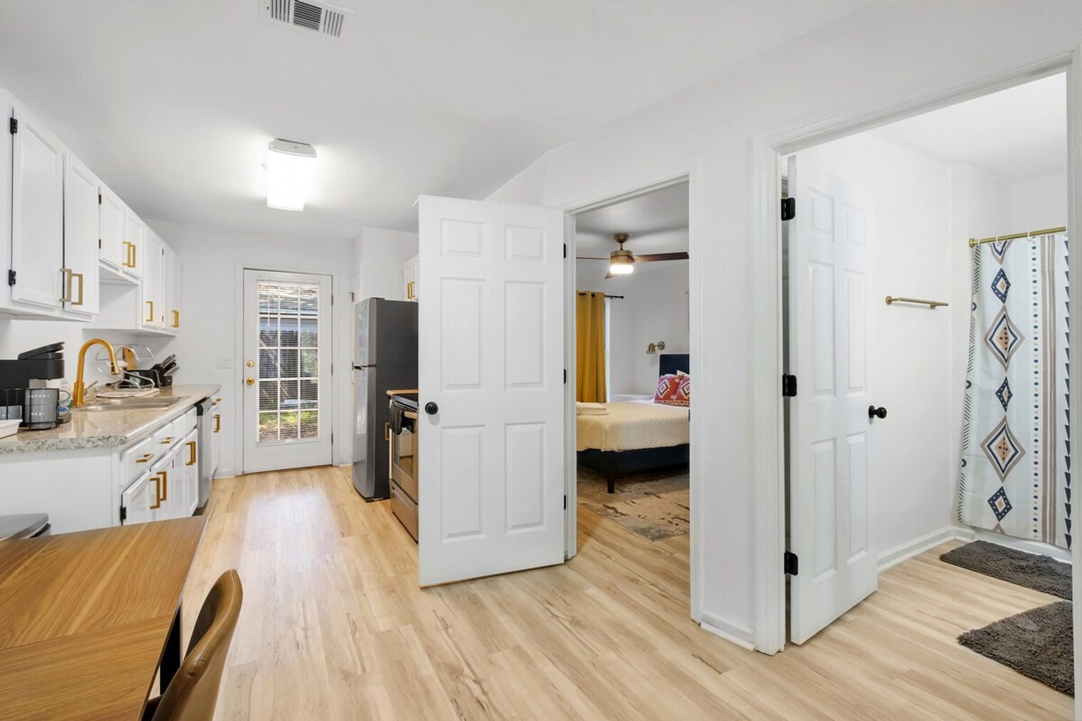 Building Photo - 1338 Nylic St