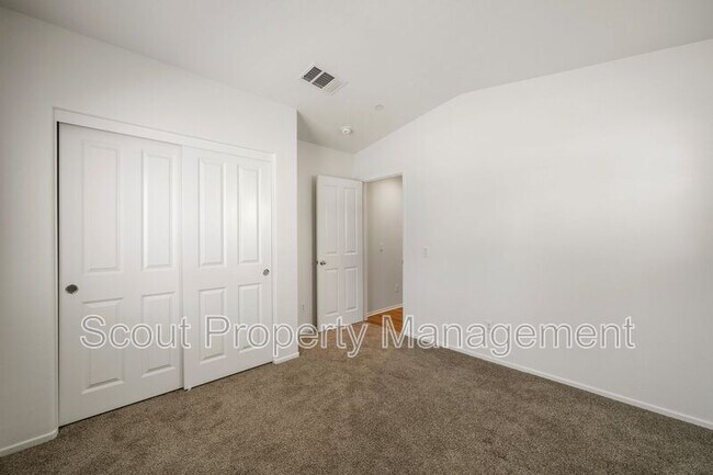 Building Photo - 29308 Abelia Ln