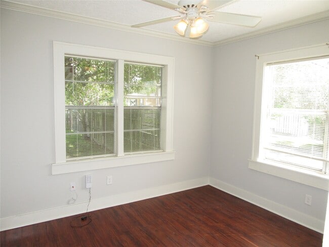 Building Photo - 2121 Market St