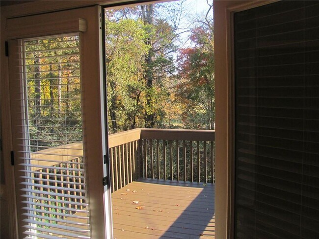 Building Photo - 3383 Conley Downs Dr