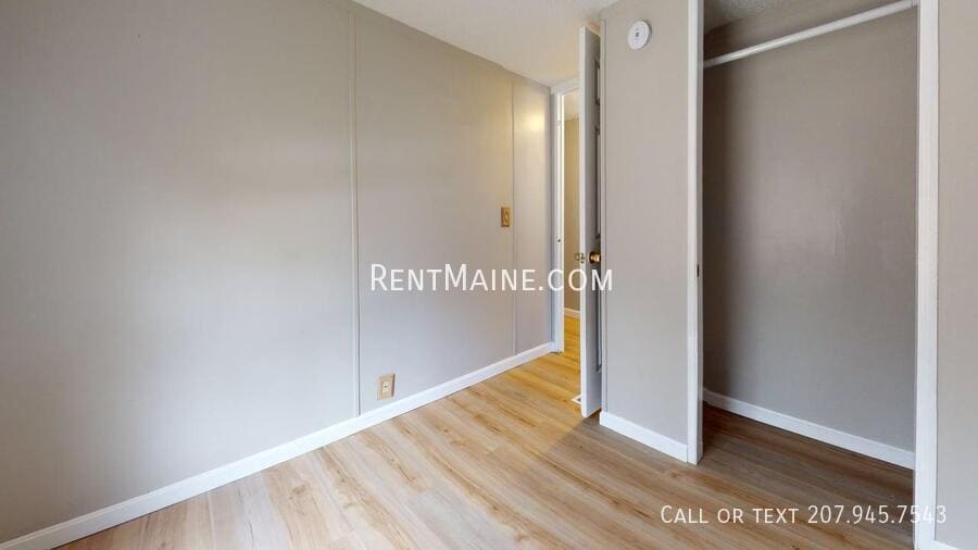 Building Photo - 25 Balsam Ln