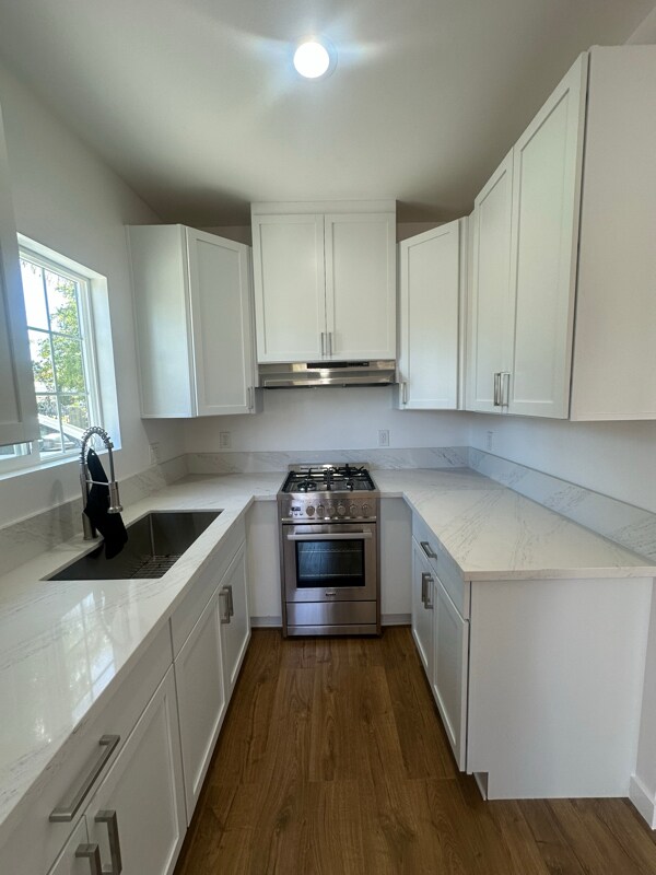 Building Photo - 13611 Crewe St