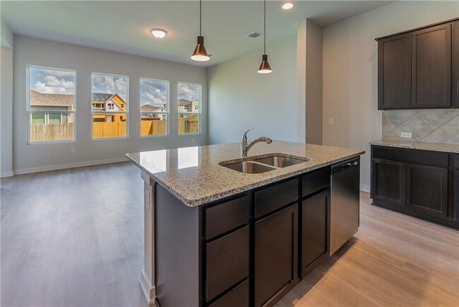 Building Photo - 15107 Ryman Rd