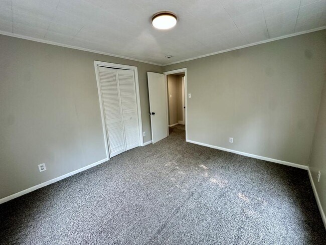 Building Photo - 2716 Wisdom Cir