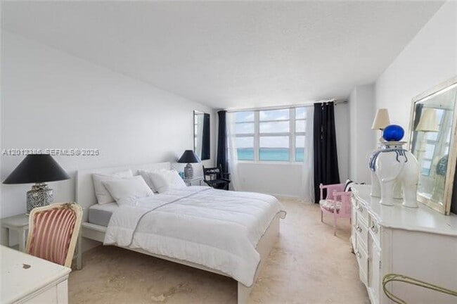 Building Photo - 6917 Collins Ave