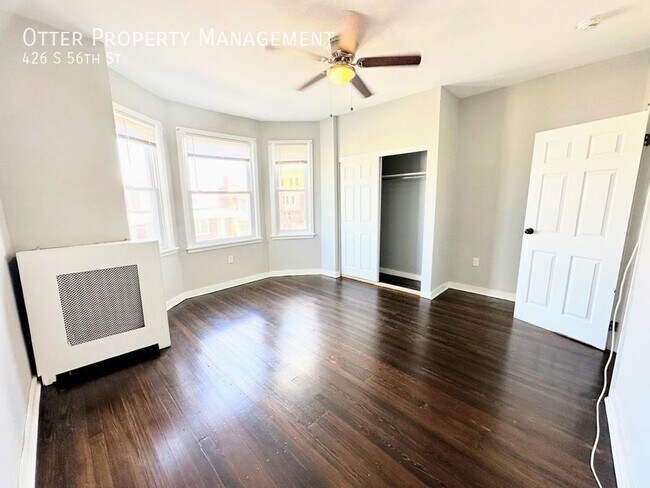 Building Photo - 426 S 56th St