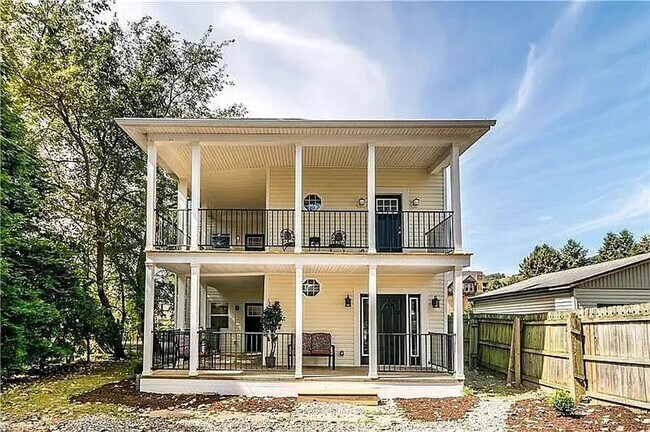 Primary Photo - 4 Bed 3 Bath in Oakmont