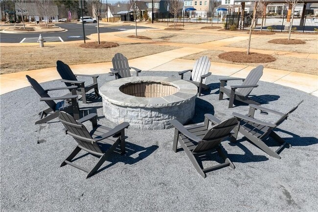 Building Photo - 3069 Cambridge Ml St