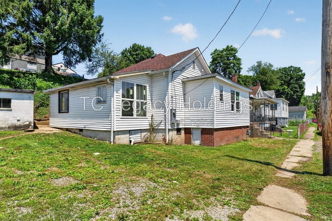 Building Photo - 87 Crisfield St