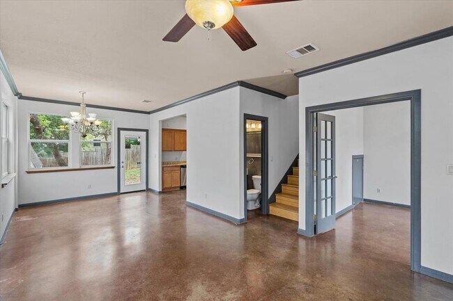 Building Photo - 15306 Oklahoma St