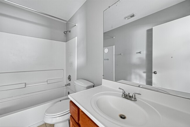 Building Photo - 20721 Patriot Park Ln