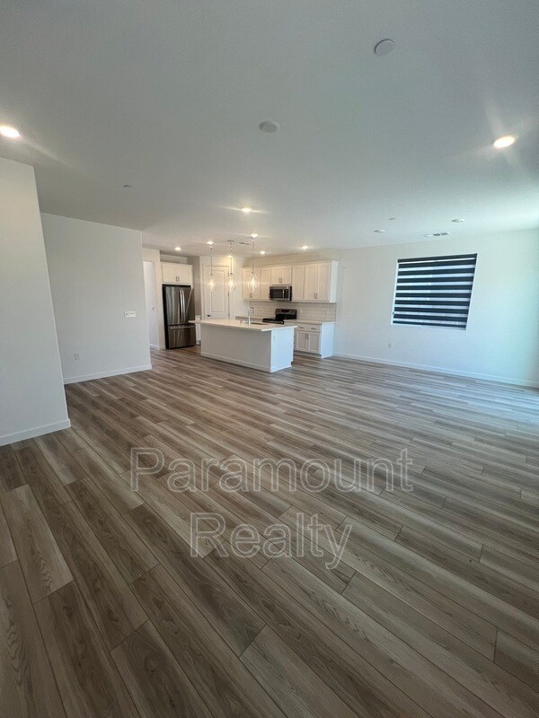 Building Photo - 1740 Lacey Ave