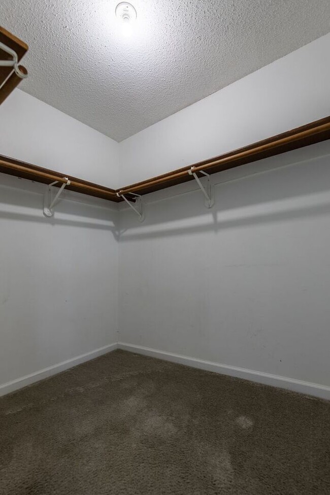 Building Photo - **Charming 3-Bedroom Home with Spacious Ya...