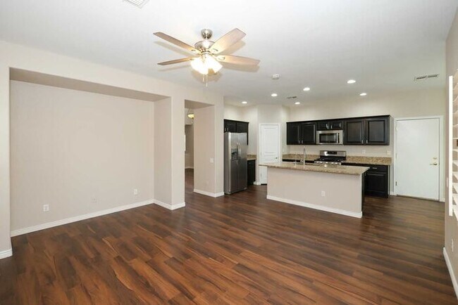 Building Photo - Move-In Ready Home in Highly Desirable Lagos Vistoso