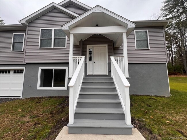 Building Photo - 26 Summit Dr