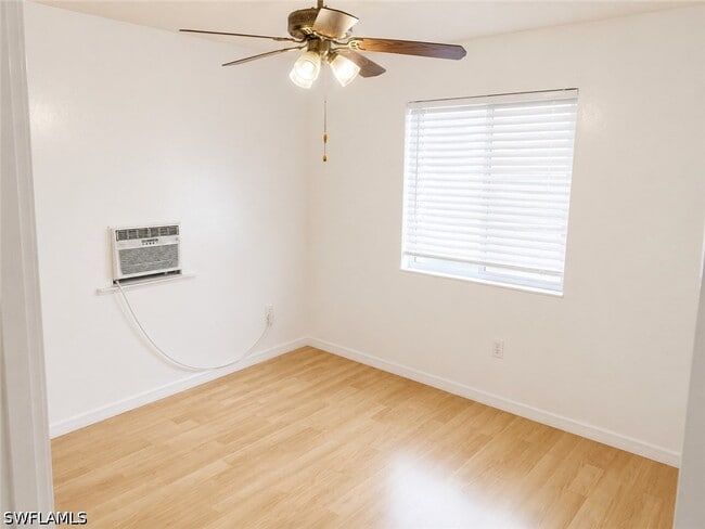 Building Photo - 446 San Bernardino St