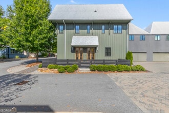 Building Photo - 110 Central Ave