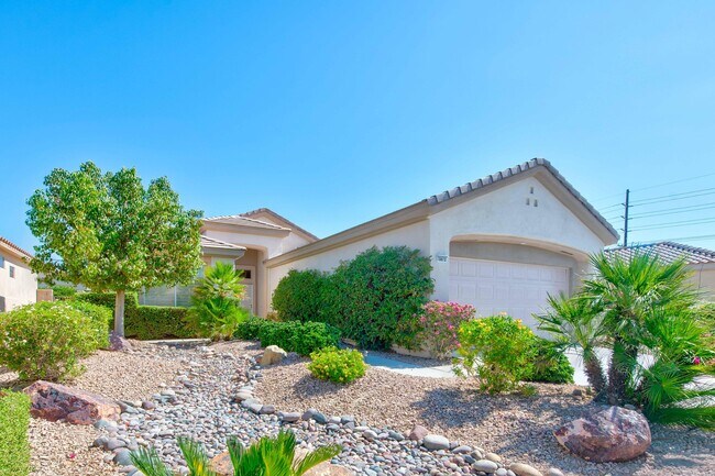 Building Photo - 78872 Canyon Vista