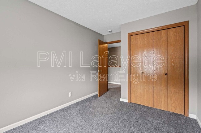 Building Photo - 5009 Trotter Dr
