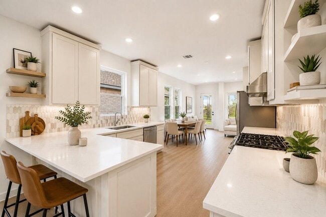 Building Photo - 27439 Sunterra Village Dr