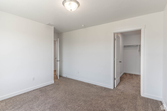 Building Photo - 1848 S 410 W