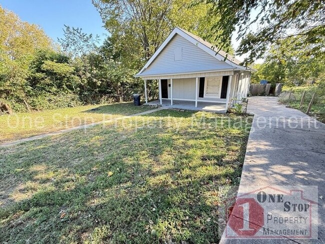 Primary Photo - Spacious 3-bedroom, 2-bath house in Kansas City!