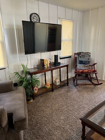 Building Photo - 23348 Knapps Cutoff