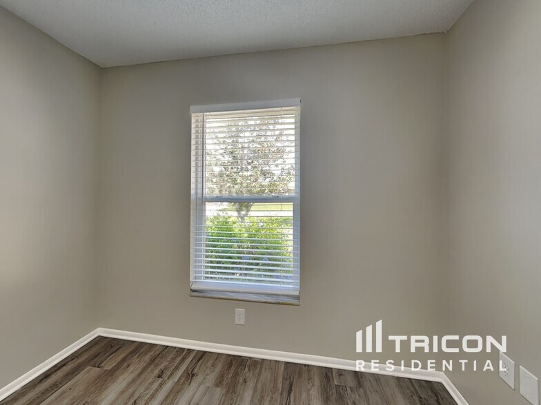 Building Photo - 36437 Bristol Cir