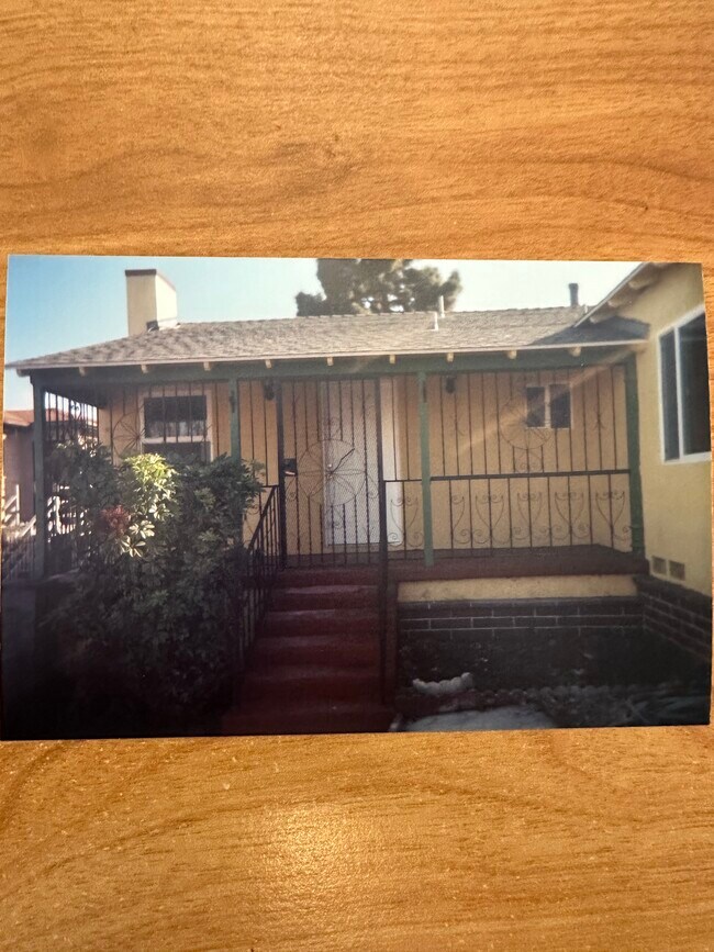 Primary Photo - 2751 Broadway