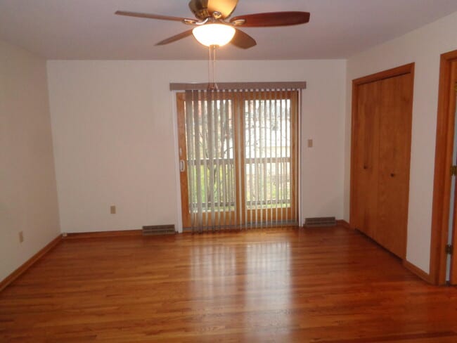 Building Photo - 708 Edgewood Ave
