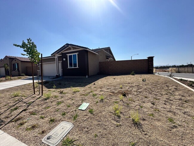 Building Photo - Brand New Home In Menifee with Backyard!