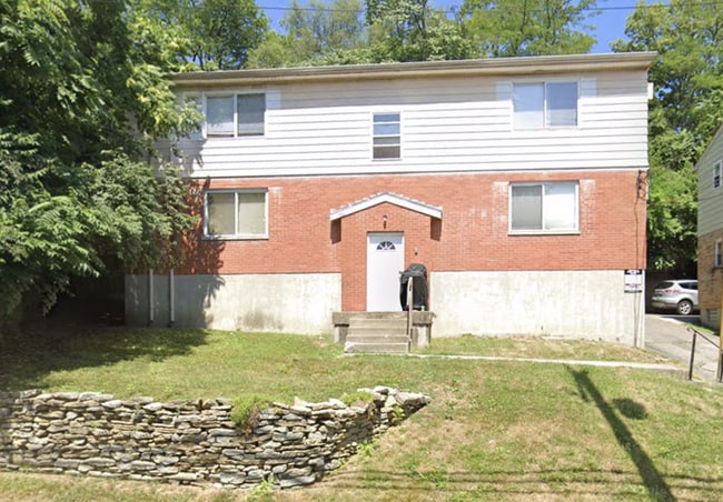 Building Photo - Move-In Today: Awesome 1-Bed, 1-Bath Apartment/Home!