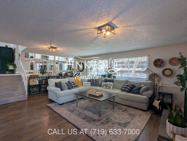 Building Photo - 3230 Breckenridge Dr W