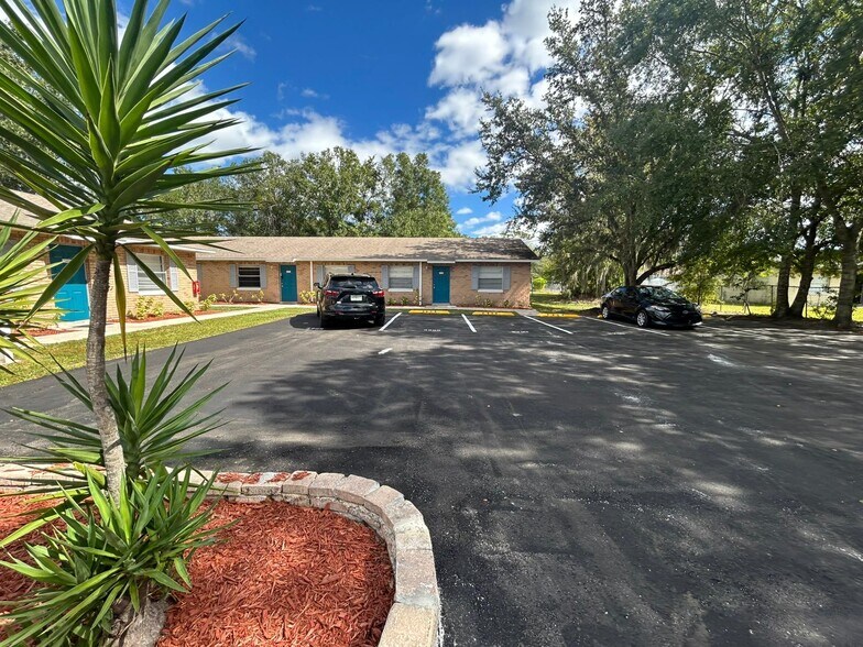 Building Photo - 3221 Pershing St