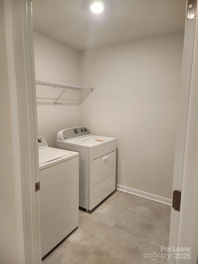 Building Photo - 4146 Steel Wy