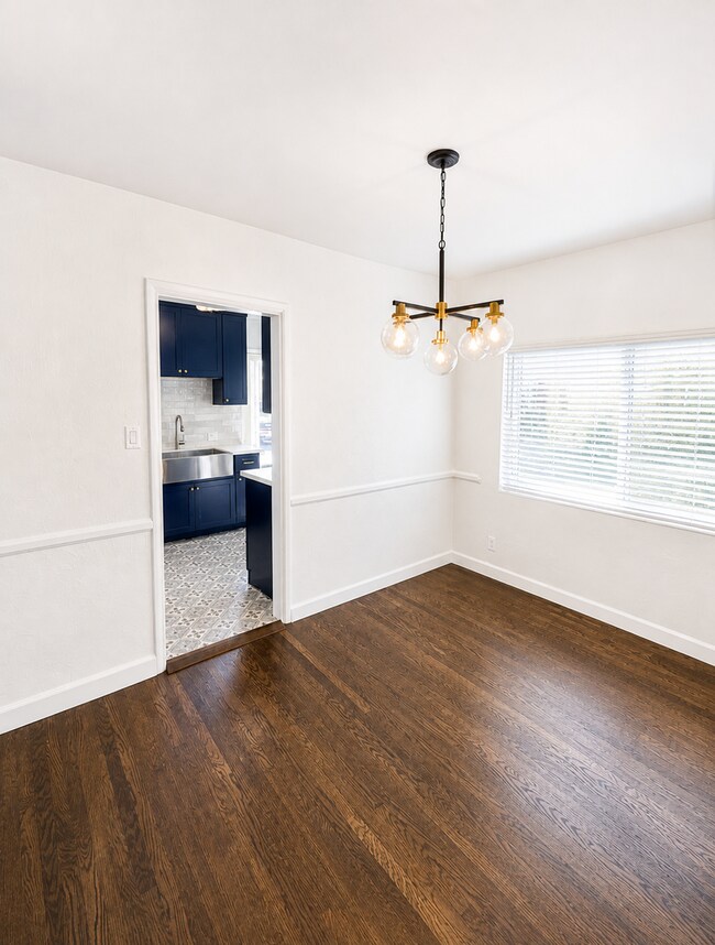 Building Photo - Remodeled 2BR in NoHo – New Kitchen, 2 Parking Spaces, Walk to NoHo West Mall