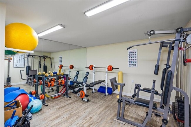 Building Photo - 5200 Brittany Dr S