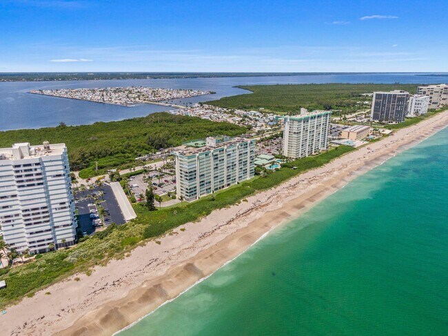 Building Photo - 9940 S Ocean Dr