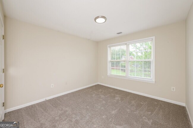 Building Photo - 2257 Mitford Ct