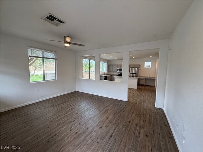 Building Photo - 6768 Wormwood Ln