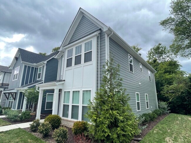 Building Photo - Waterford Village 3 bedroom home